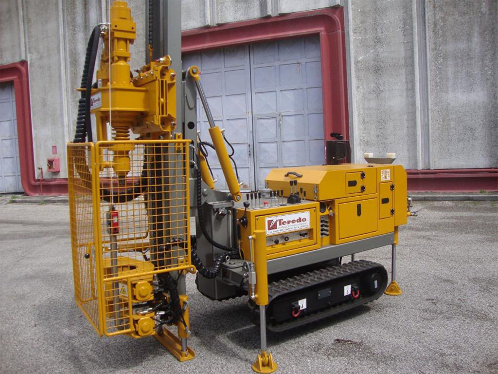 Contact CEForage solutions globales pour le forage en France